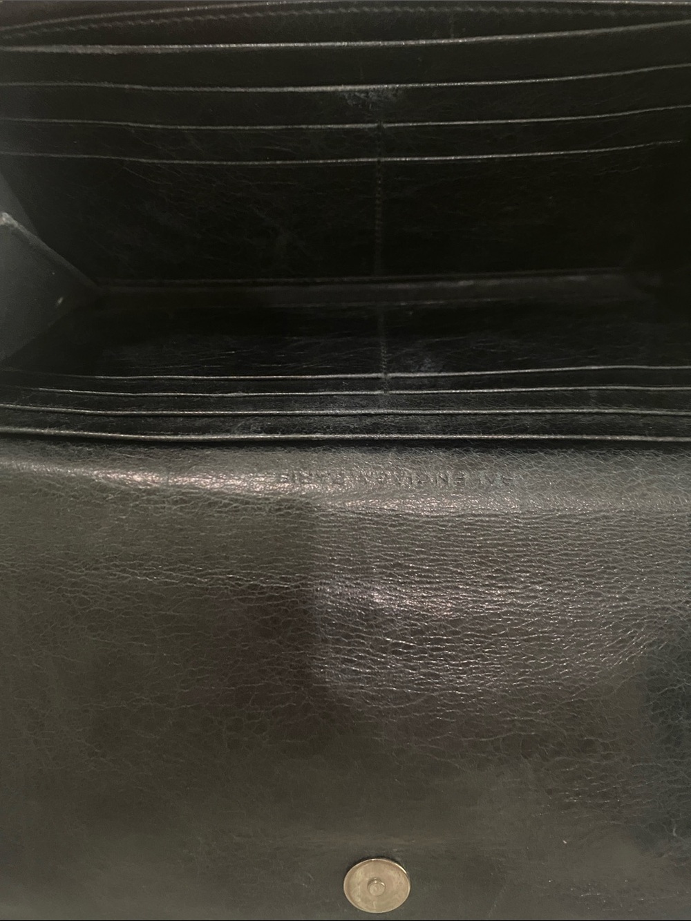 Balenciaga
Black Silver Hardware Bifold
Wallet - Picture 4 of 10